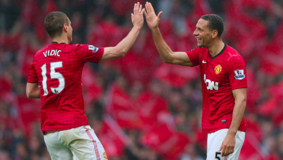 借出色的 借出色的